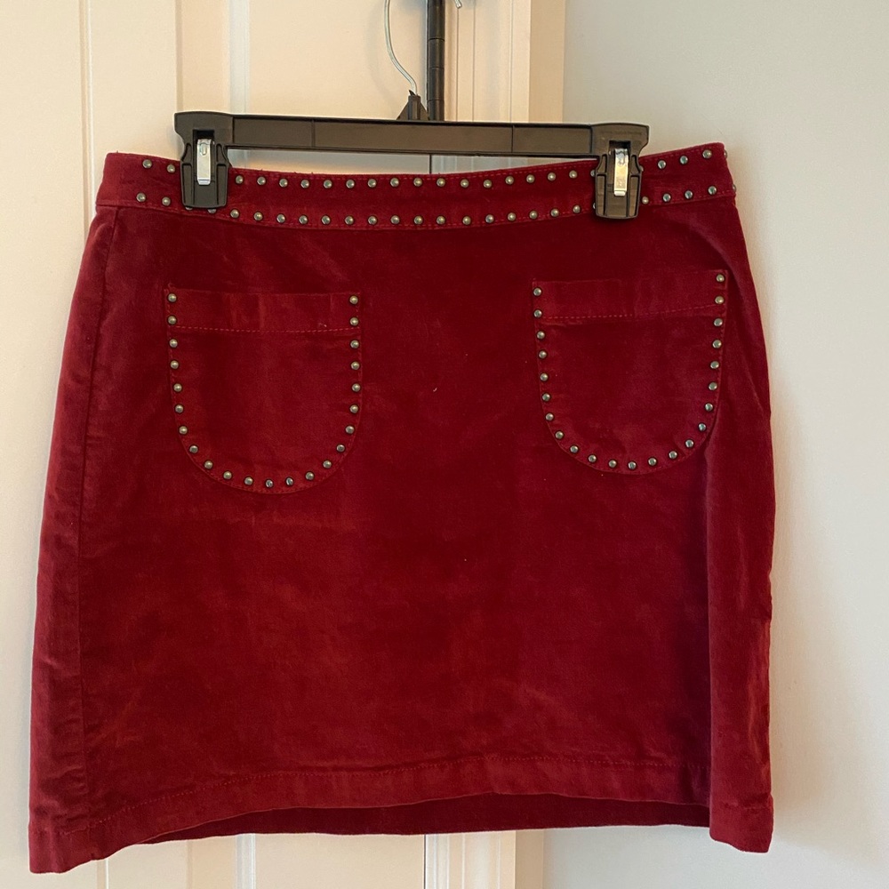Women’s skirt